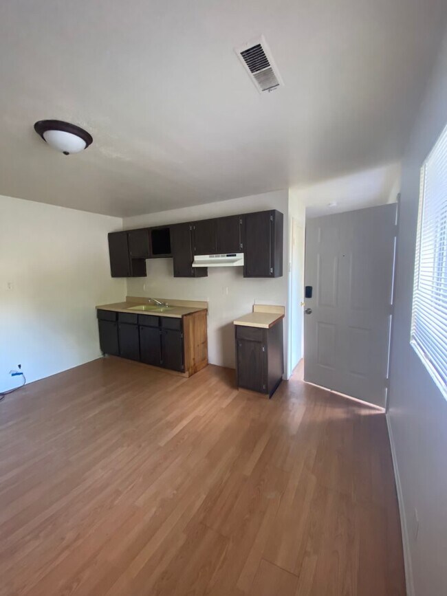 325 Sunnyside St, Festus, MO 63028 Apartments in Festus, MO