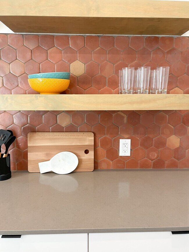 Foto del edificio - 2709 E 5th St.