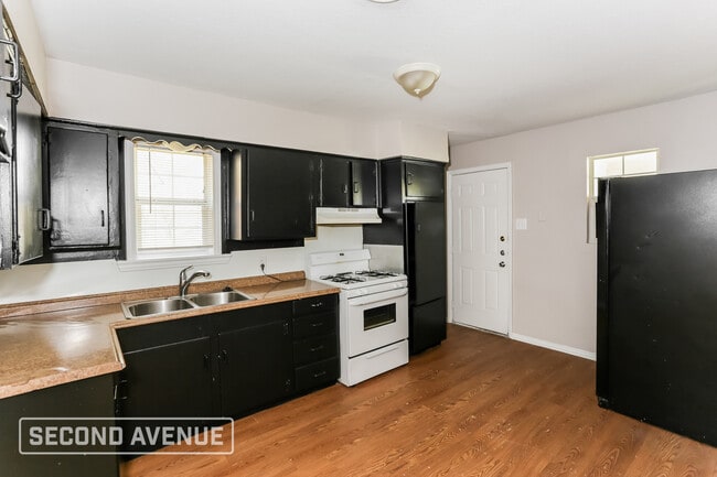 Foto del edificio - 2005 Mt Pleasant Dr