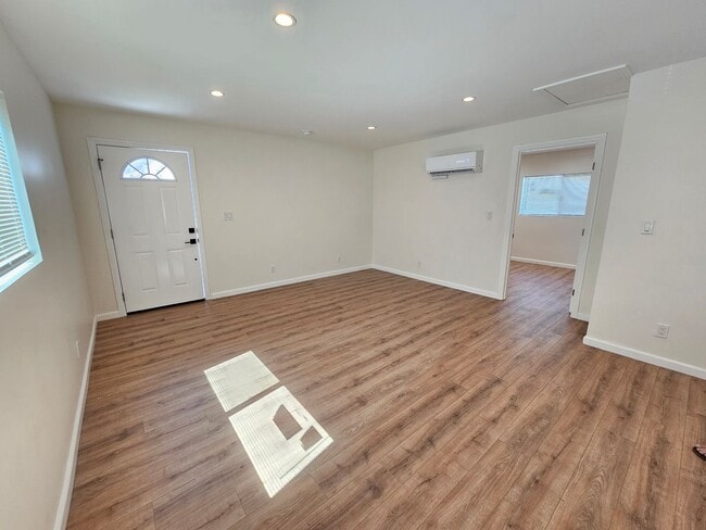 Foto del edificio - EE741F