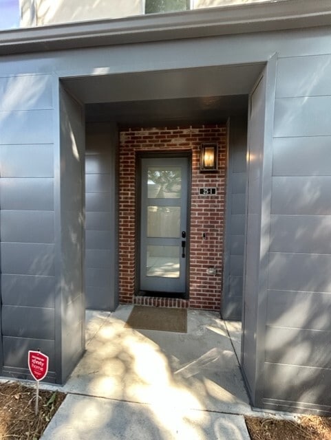 Front Door - 25 S Washington St