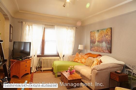 Foto del edificio - 1428 E Capitol Dr