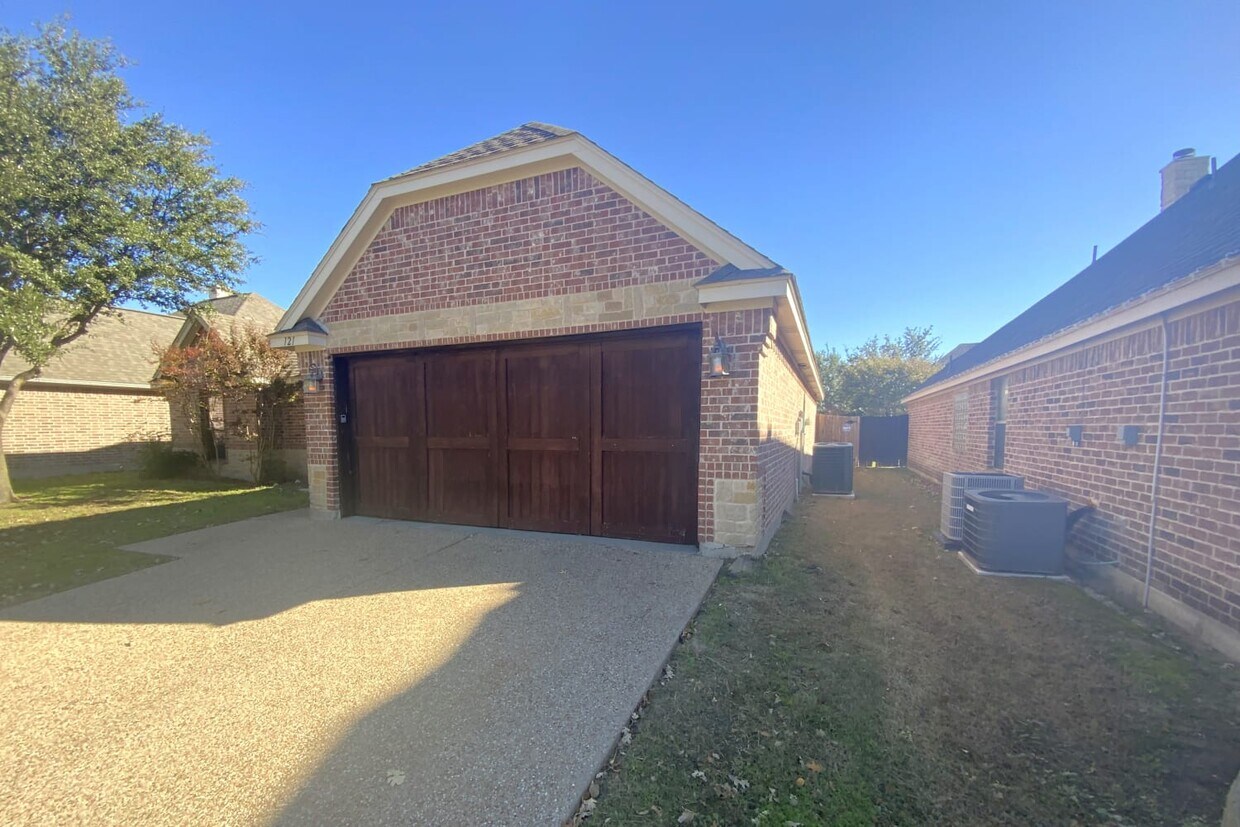 121 Prairie Dunes Dr House Rental in Willow Park, TX