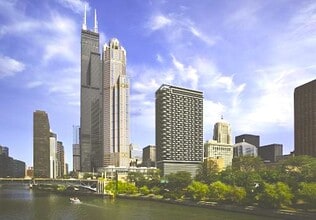 Building Photo - 235 W Van Buren St