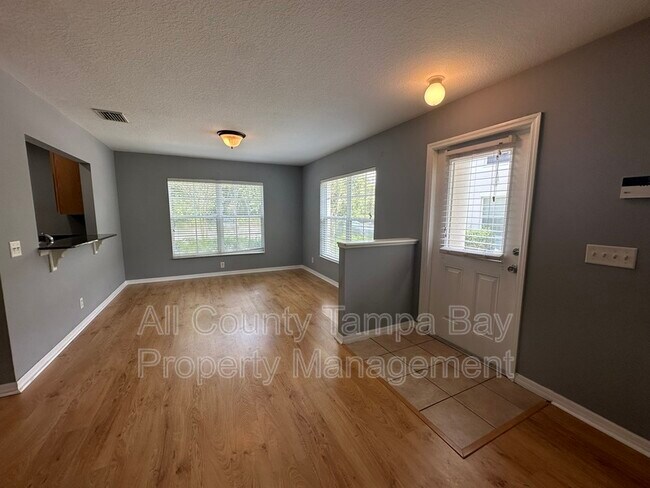 Foto del edificio - 9448 Charlesberg Dr