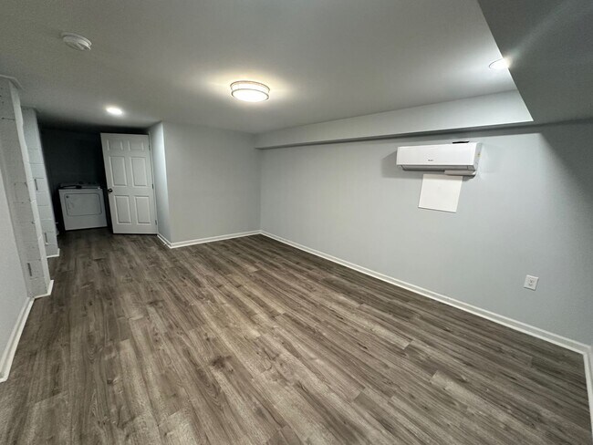 Foto del edificio - All included 1 bed & 1 Bath apartment.