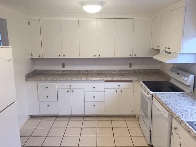 Building Photo - 727 S Tyler St