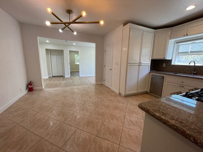 Foto del edificio - 320 N 18th St
