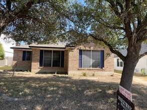 Building Photo - 833 Picadilly Dr