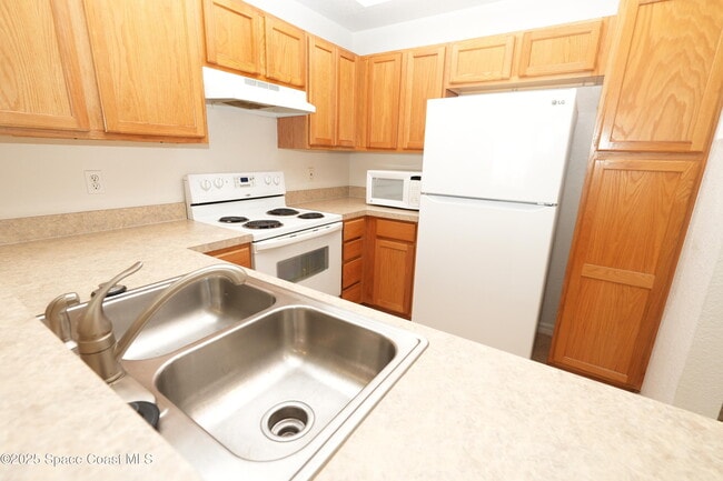 Foto del edificio - 110 Turpial Way