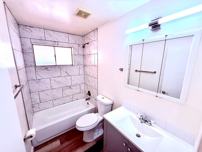 Building Photo - Brand new renovation in uptown!!!