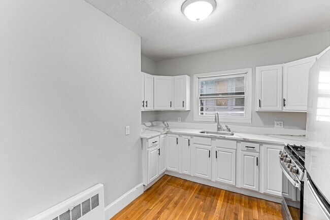 Building Photo - 1557 Blue Hill Ave