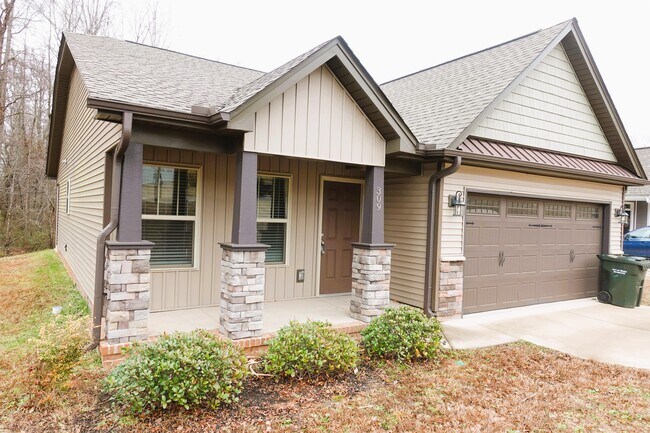 Building Photo - 309 Juniper Leaf Way