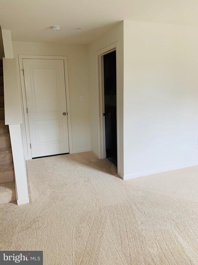 Foto del edificio - 5140 Laurel Valley Ln