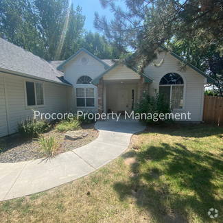 Building Photo - 2921 E Fern Brook Dr