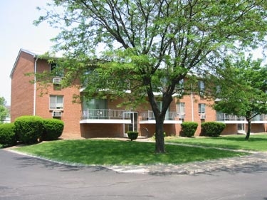 Building Photo - Locust Hill