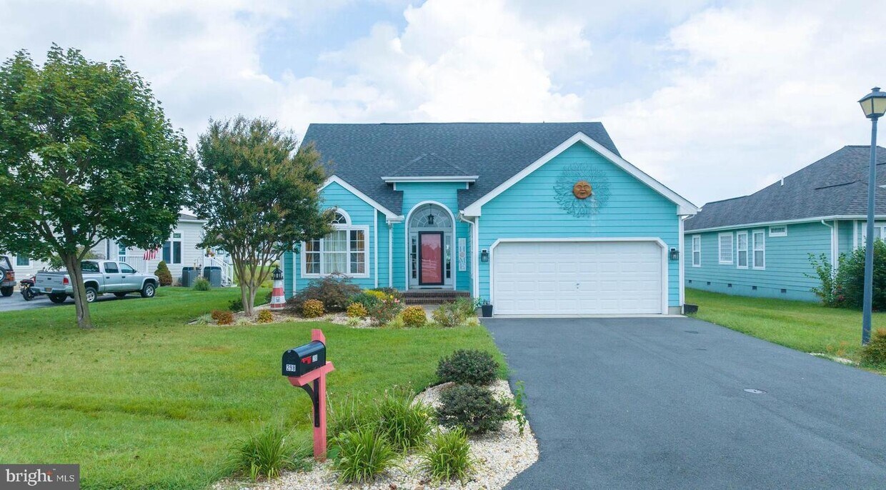 Foto principal - 298 Lakeside Dr