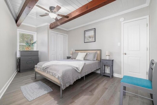 Foto del edificio - 1300-1330 Windsor Avenue - 1306B