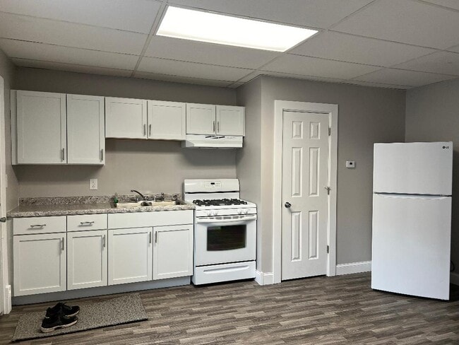 Foto del edificio - 343 S Harrison Ave