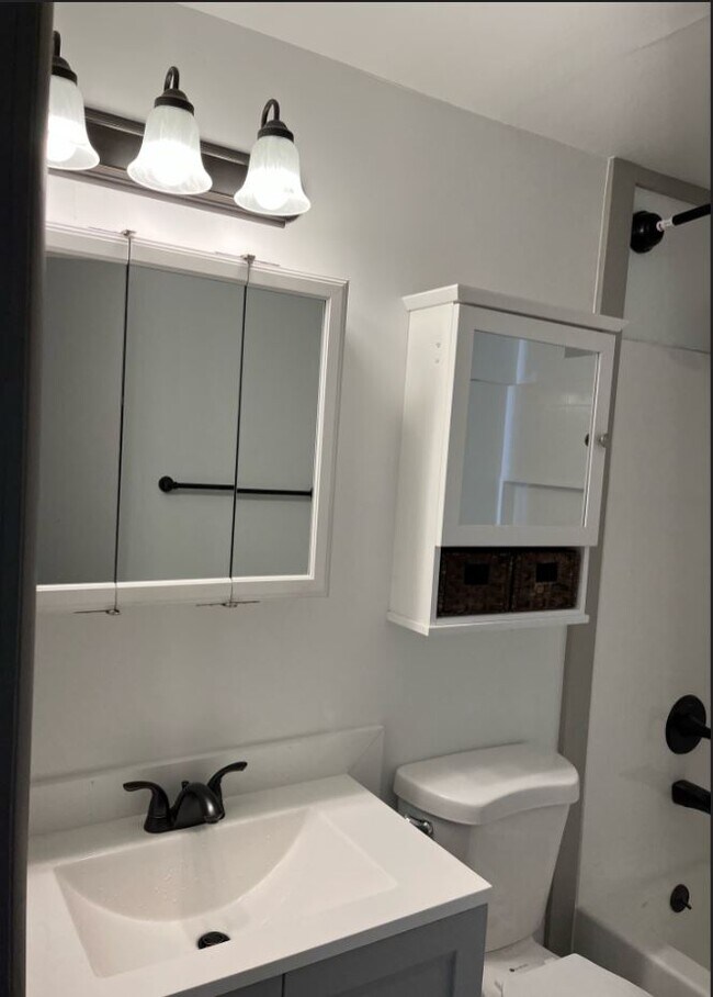 231 Mockingbird Hl Unit 231, Hamilton, MT 59840 Apartments in