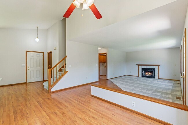 Building Photo - 718 Justice Dr