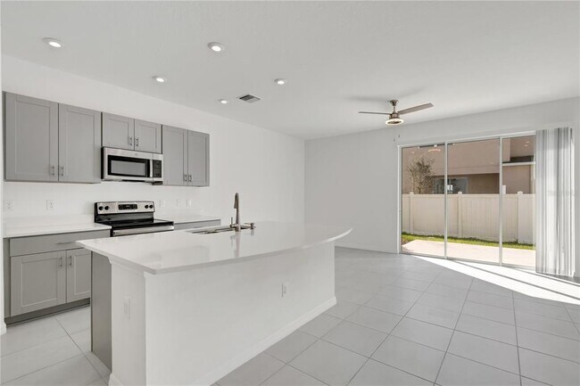 Foto del edificio - 6313 Willowside St