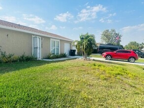 Building Photo - 1842 SW Morelia Ln