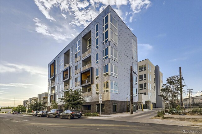 Photo - 1898 S Bannock St Apartment