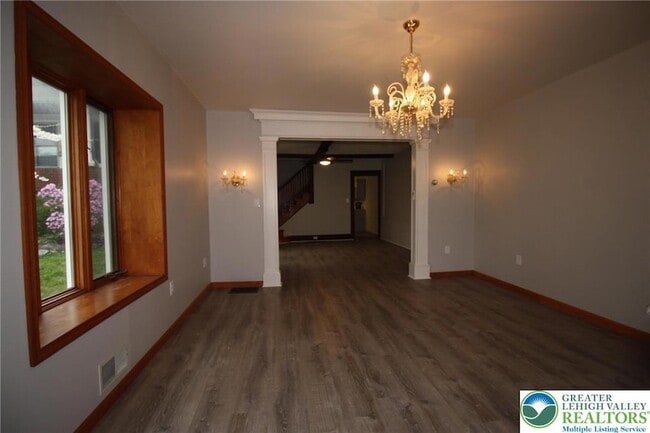 Foto del edificio - 513 Cattell St