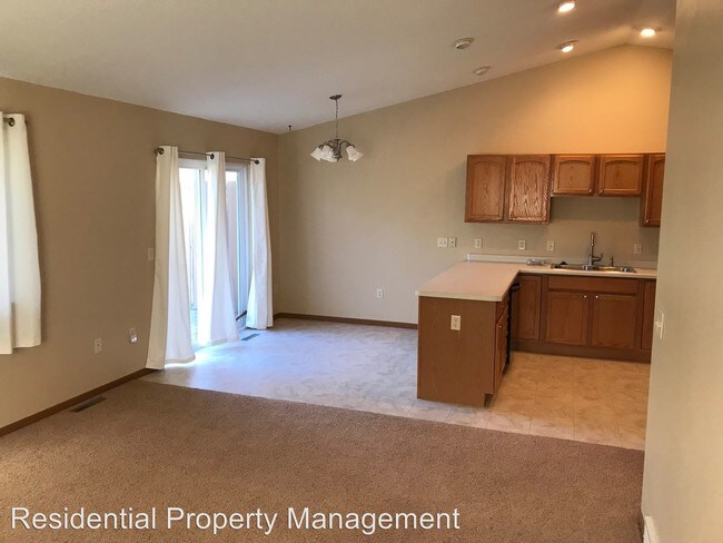 Foto del edificio - 3 br, 2 bath Apartment - 2316 Melanie Lane