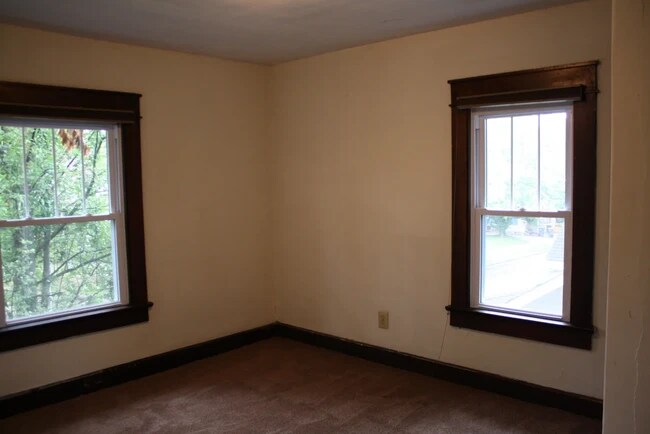 Foto del edificio - 518 E 2nd St