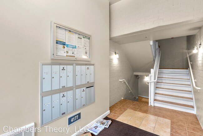 Foto del edificio - 1 br, 1 bath House - 4177 S Four Mile Run ...