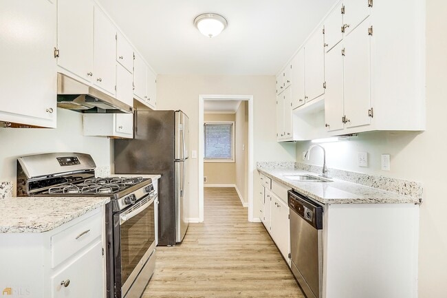 Building Photo - 4323 Autumn Hill Dr