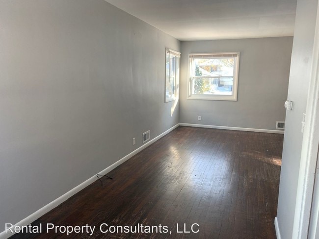 Building Photo - 1441-1443 Giddings Ave SE