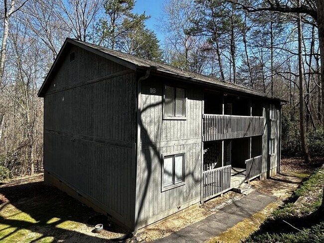 Foto del edificio - 150 Ligon St