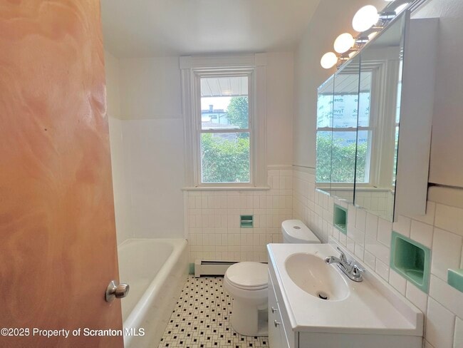 Foto del edificio - 1930 Boulevard Ave