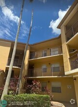 Building Photo - 761 N Pine Island Rd