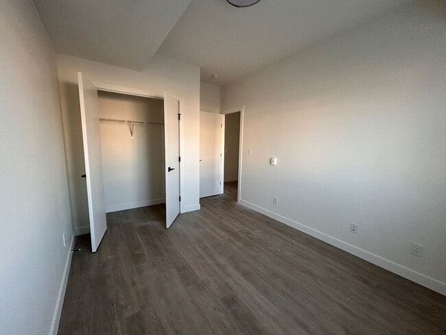 Photo du bâtiment - New Built Apartment - Ponoka