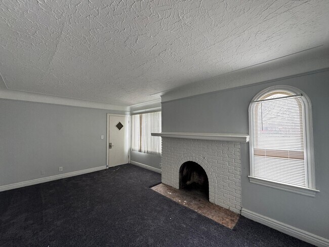 Foto del edificio - 10422 Morley St