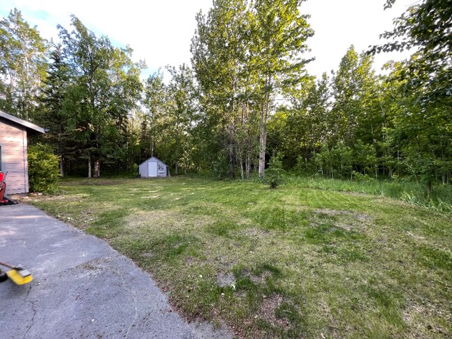 Building Photo - 11400 E Crimsonview Dr
