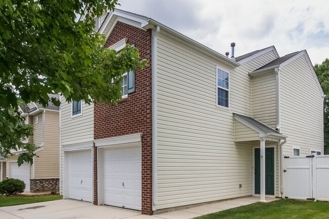 Building Photo - 3092 Teton Dr