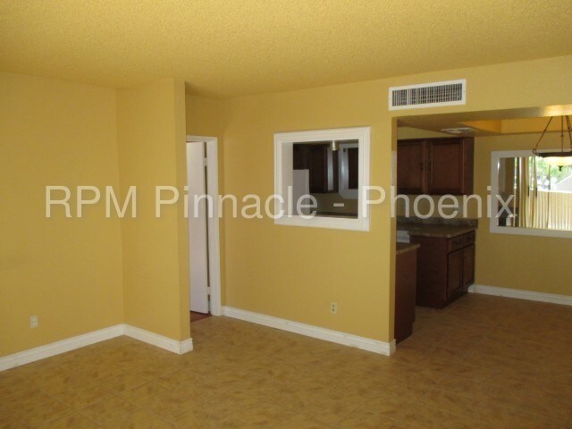 Foto del edificio - 2 Bedroom Condo available! MOVE IN SPECIAL!!