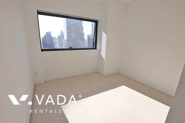 Building Photo - Jameson House Apartment For Rent 3004-838 ...