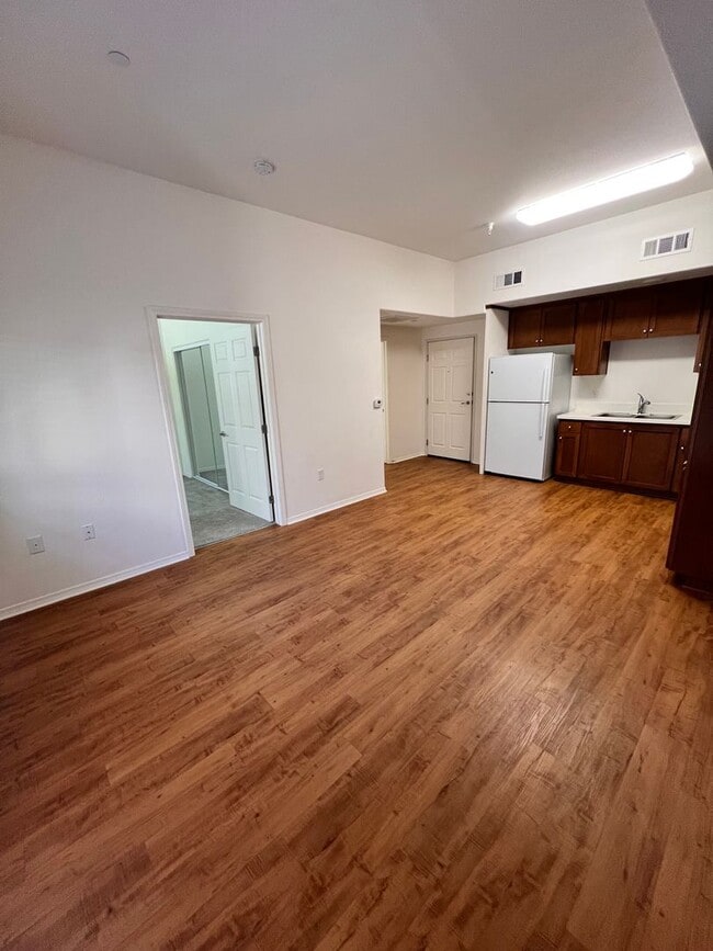 Interior Photo - Villa del Sol Senior Apartments