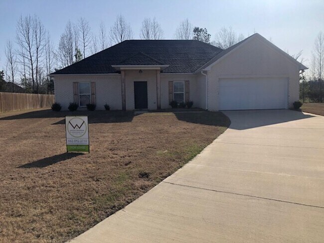 Foto del edificio - 138 Pritchard Cir