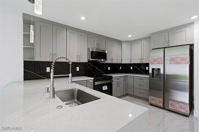 Foto del edificio - 5013 27th St SW