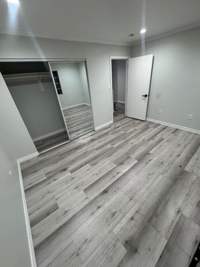 Building Photo - 6631 Heliotrope Ave