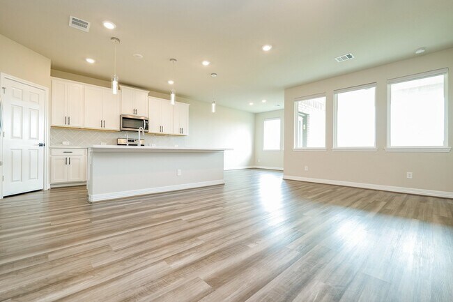 Foto del edificio - 31426 Whitcombe Summit Wy