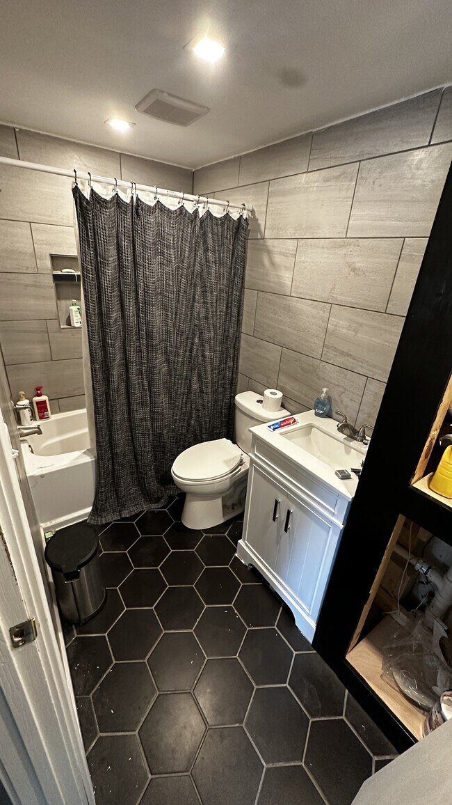 Foto del edificio - 1114 Main Ave