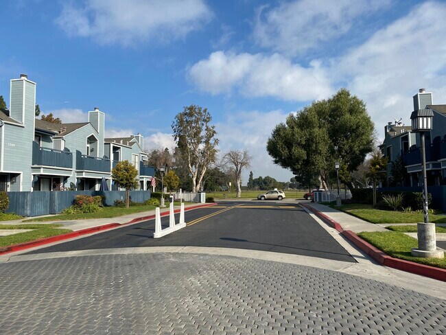 Foto del edificio - 7328 Quill Dr
